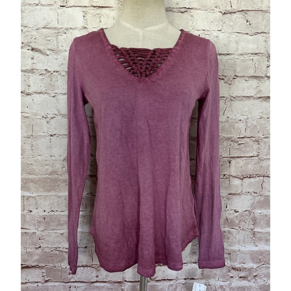 Mudd Juniors Long Sleeve Top Shirt Merlot Strappy Braided V- Neck Size Small NEW